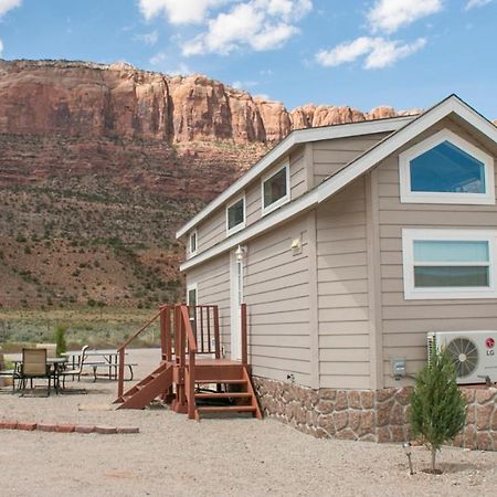 Funstays Glamping Tiny House W Large Loft Site 8 モアブ エクステリア 写真